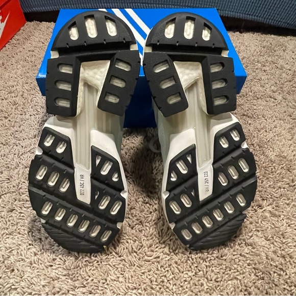 adidas POD S3.1 Mint Women’s Shoes - Picture 10 of 15